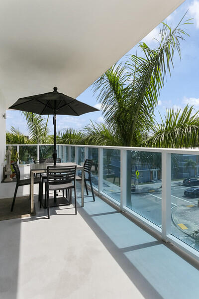 ONE LUXURY CONDO - Residential