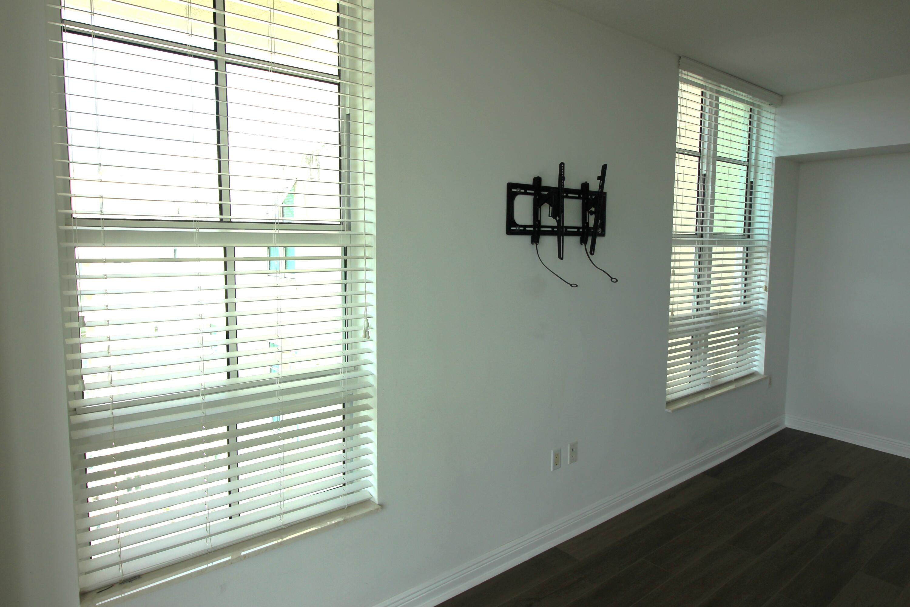 CASA COSTA CONDO - Residential Lease