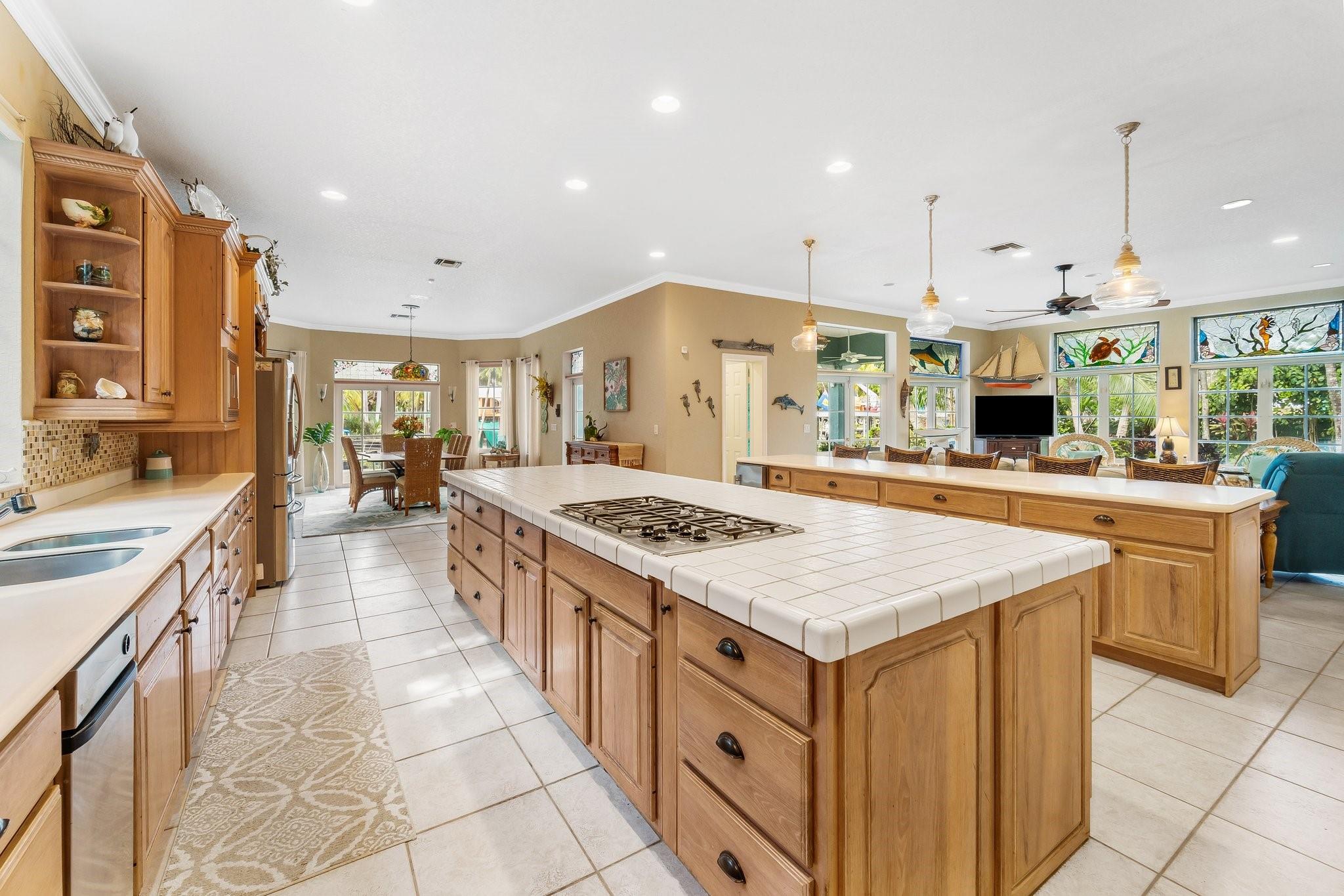 Utopia 3-29 B - Residential