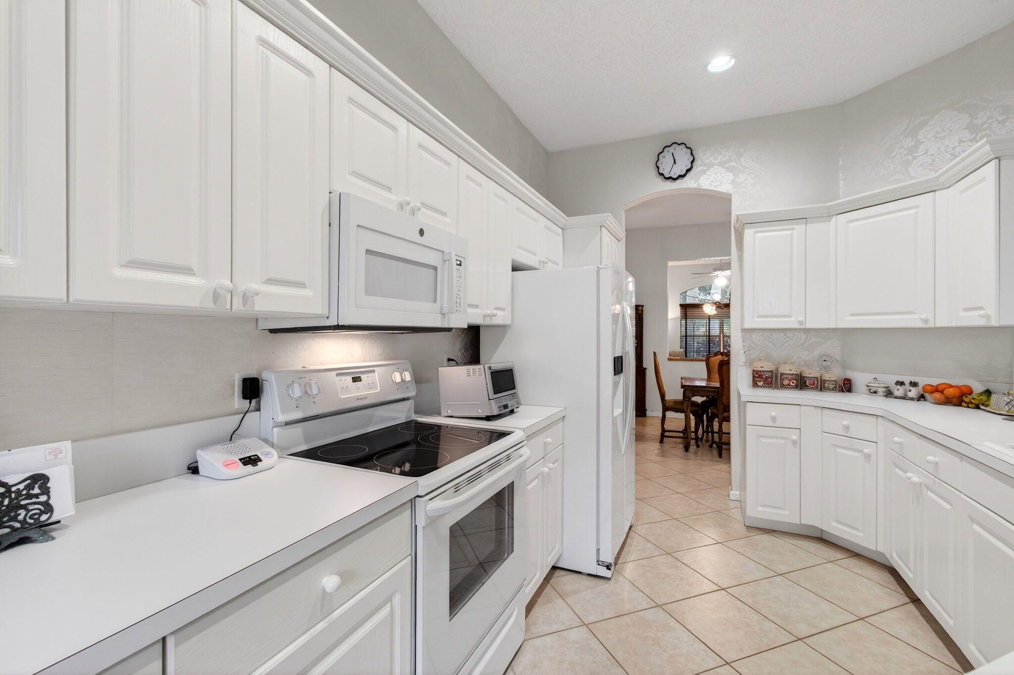 ABERDEEN / BRITTANY LAKES - Residential