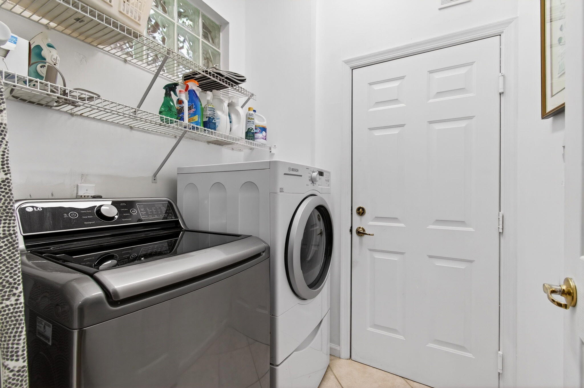 ABERDEEN / BRITTANY LAKES - Residential