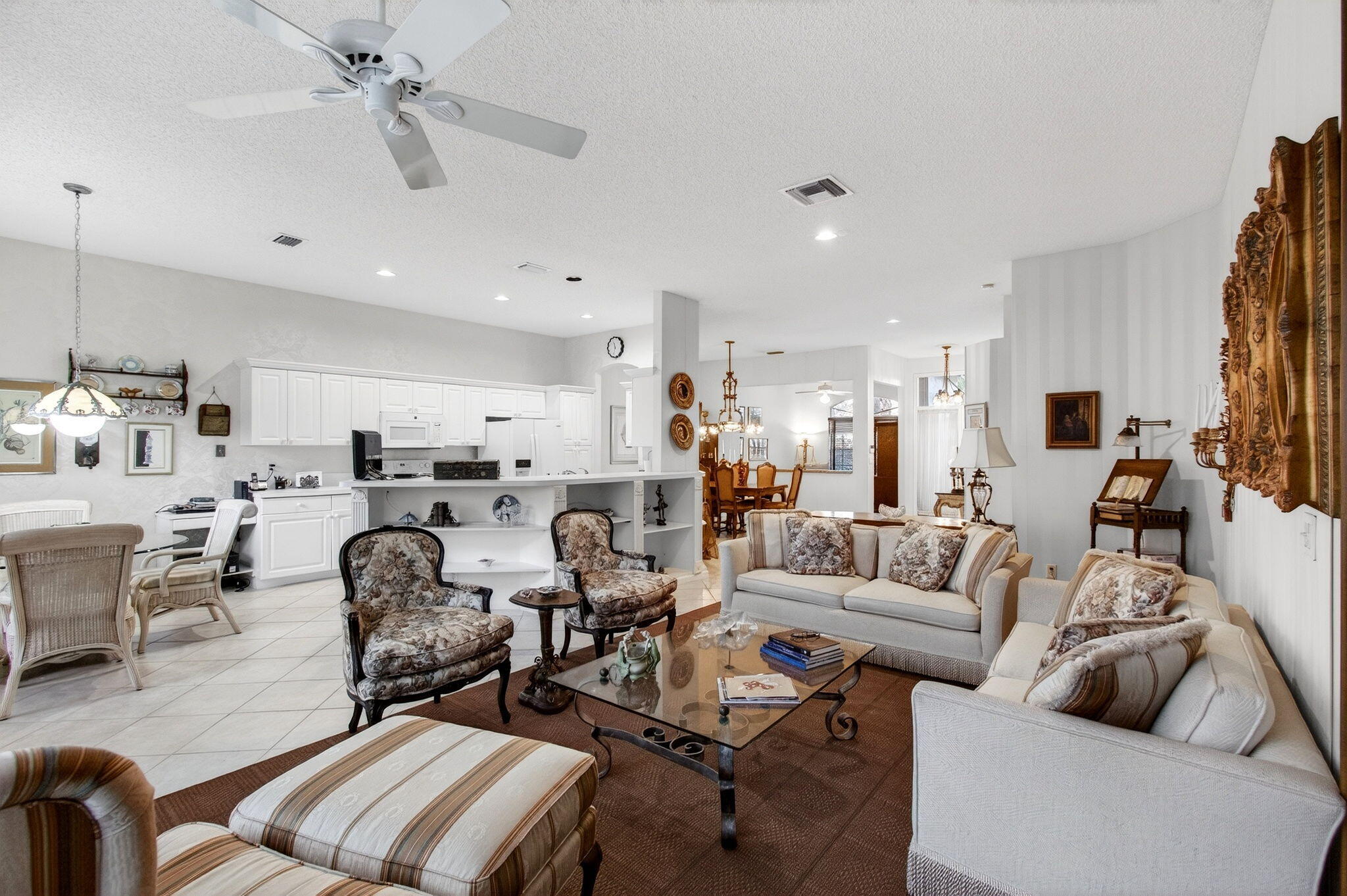 ABERDEEN / BRITTANY LAKES - Residential