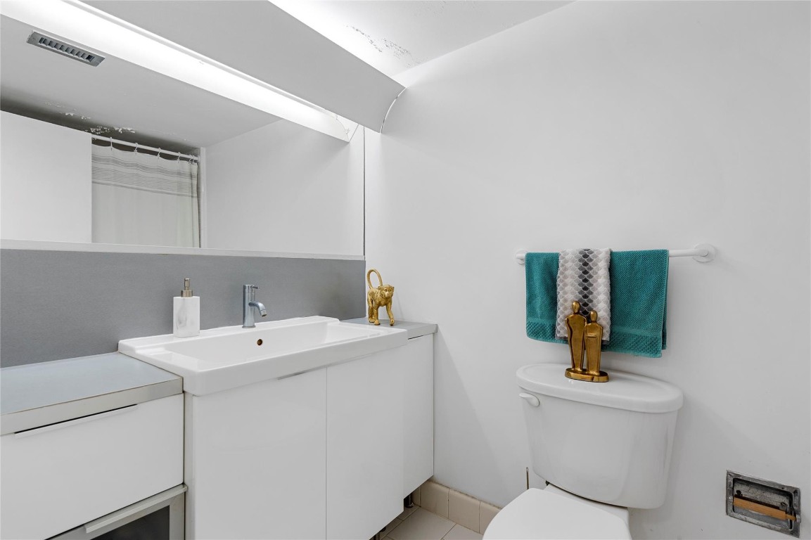 King Cole - Residential