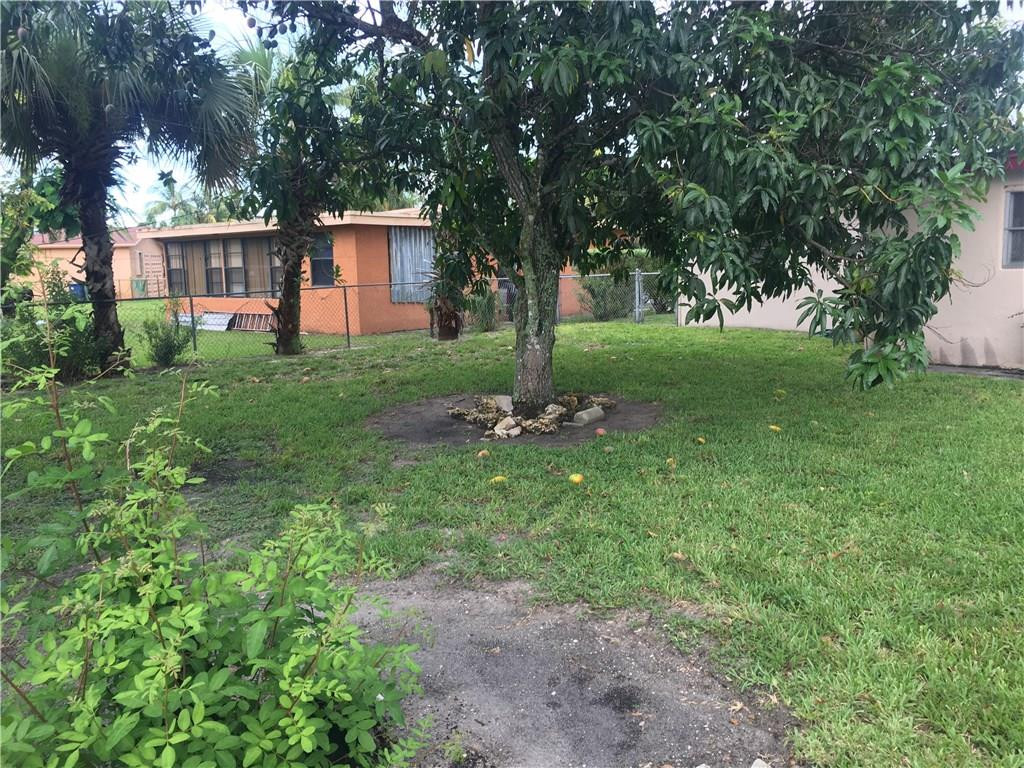BROWARD ESTATES SEC 1 - Residential
