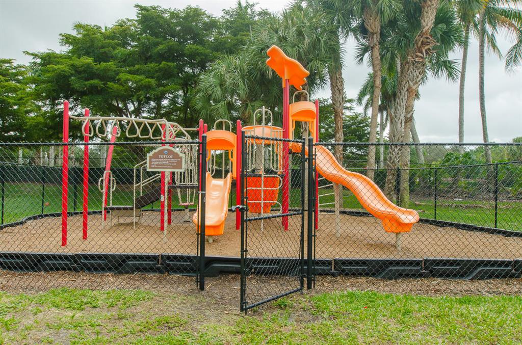 NAUTICA ISLES 4 - Residential