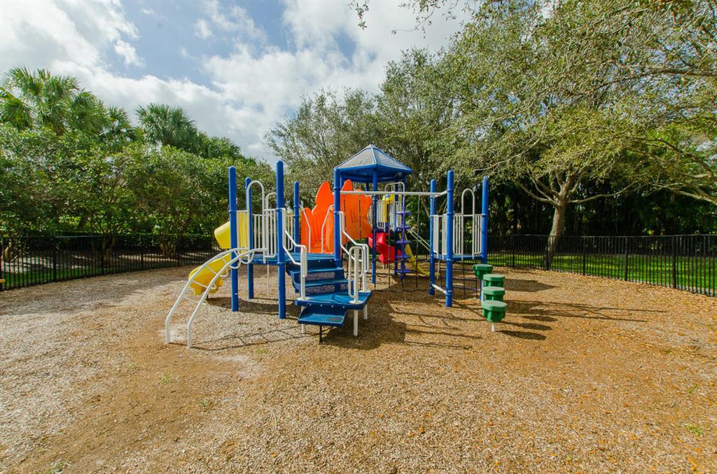 NAUTICA ISLES 4 - Residential