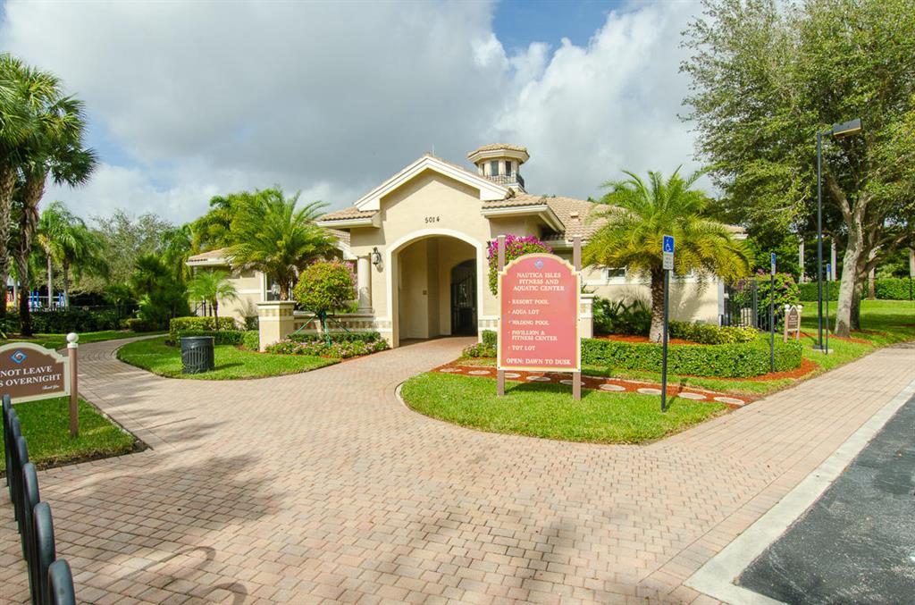NAUTICA ISLES 4 - Residential