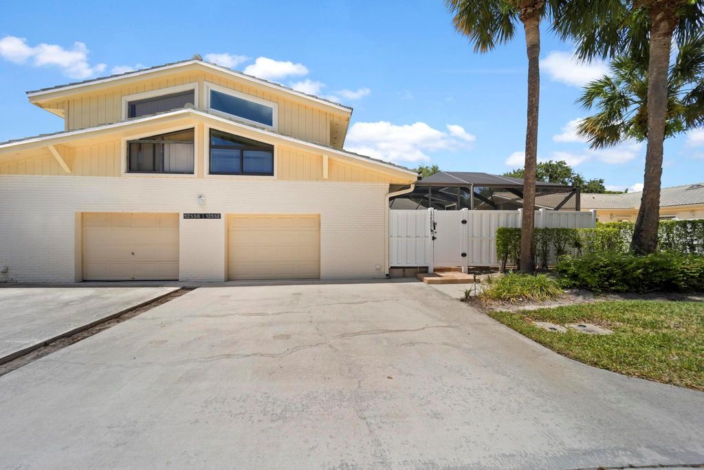Photo of 12552 Woodmill Drive, Palm Beach Gardens, FL 33418 (MLS # F10438324)