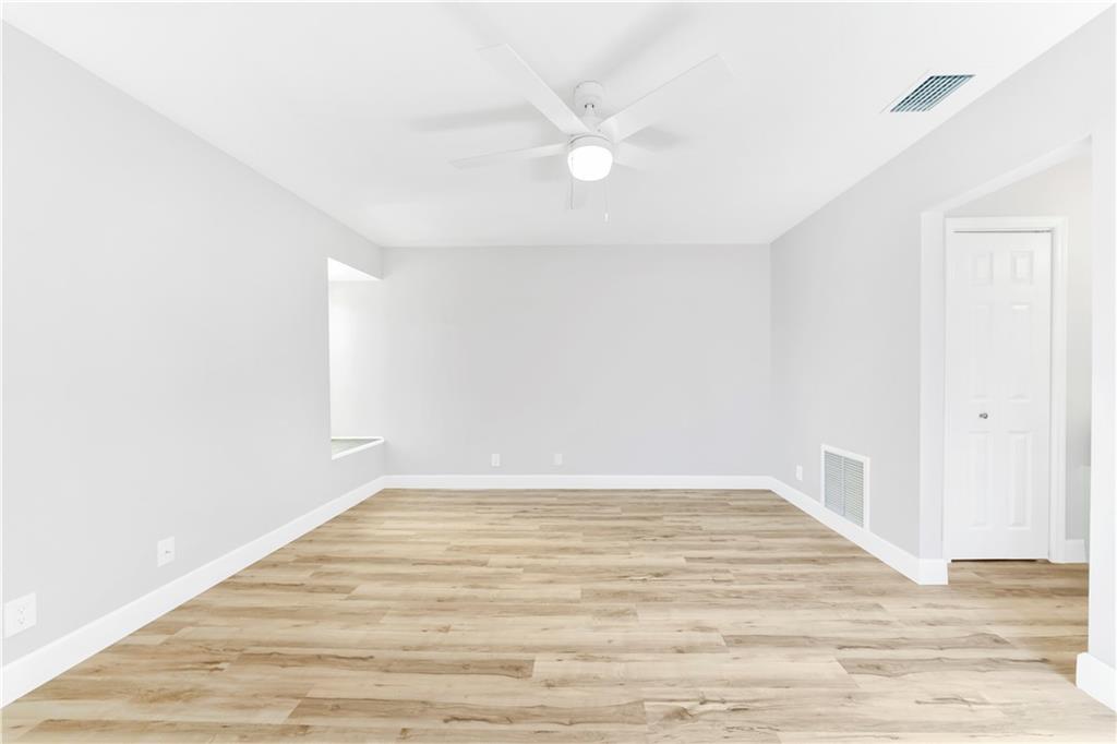 Pineapple Walk - Residential