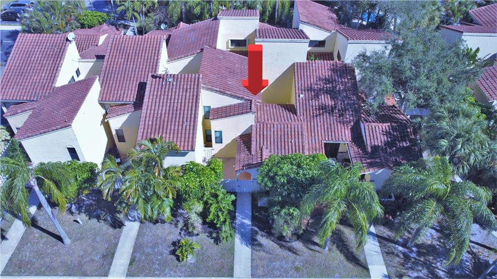 Pineapple Walk - Residential