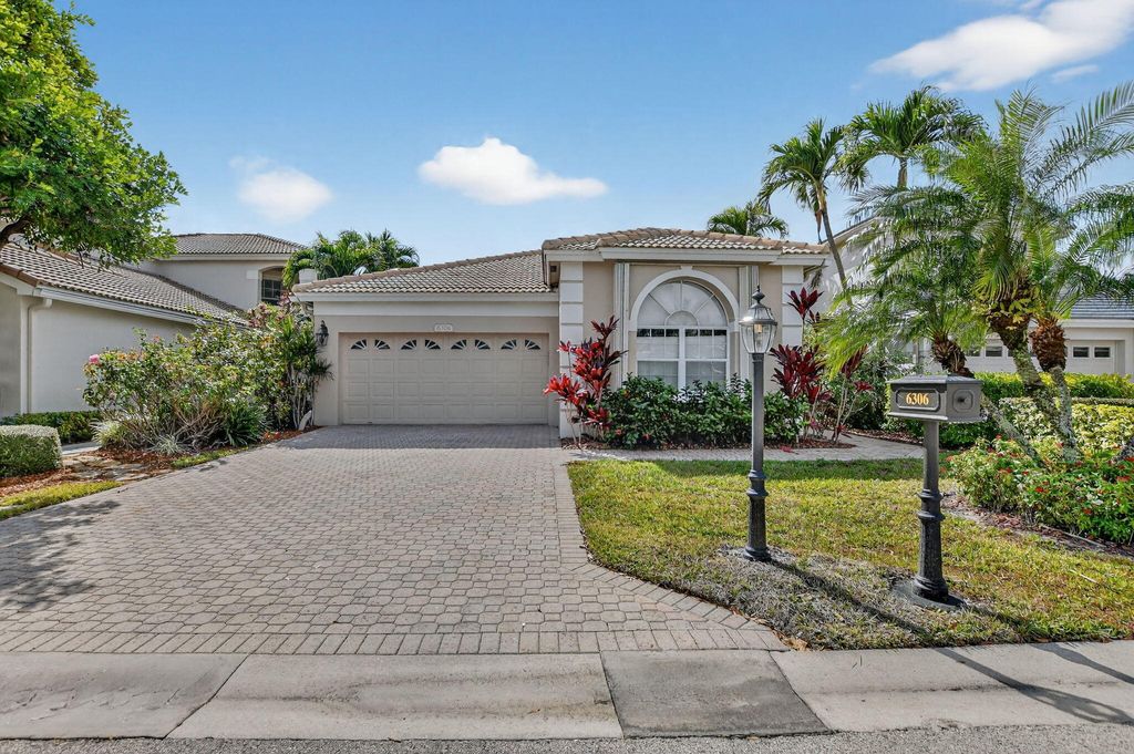 Photo of 6306 Brava Way, Boca Raton, FL 33433 (MLS # R11163377)