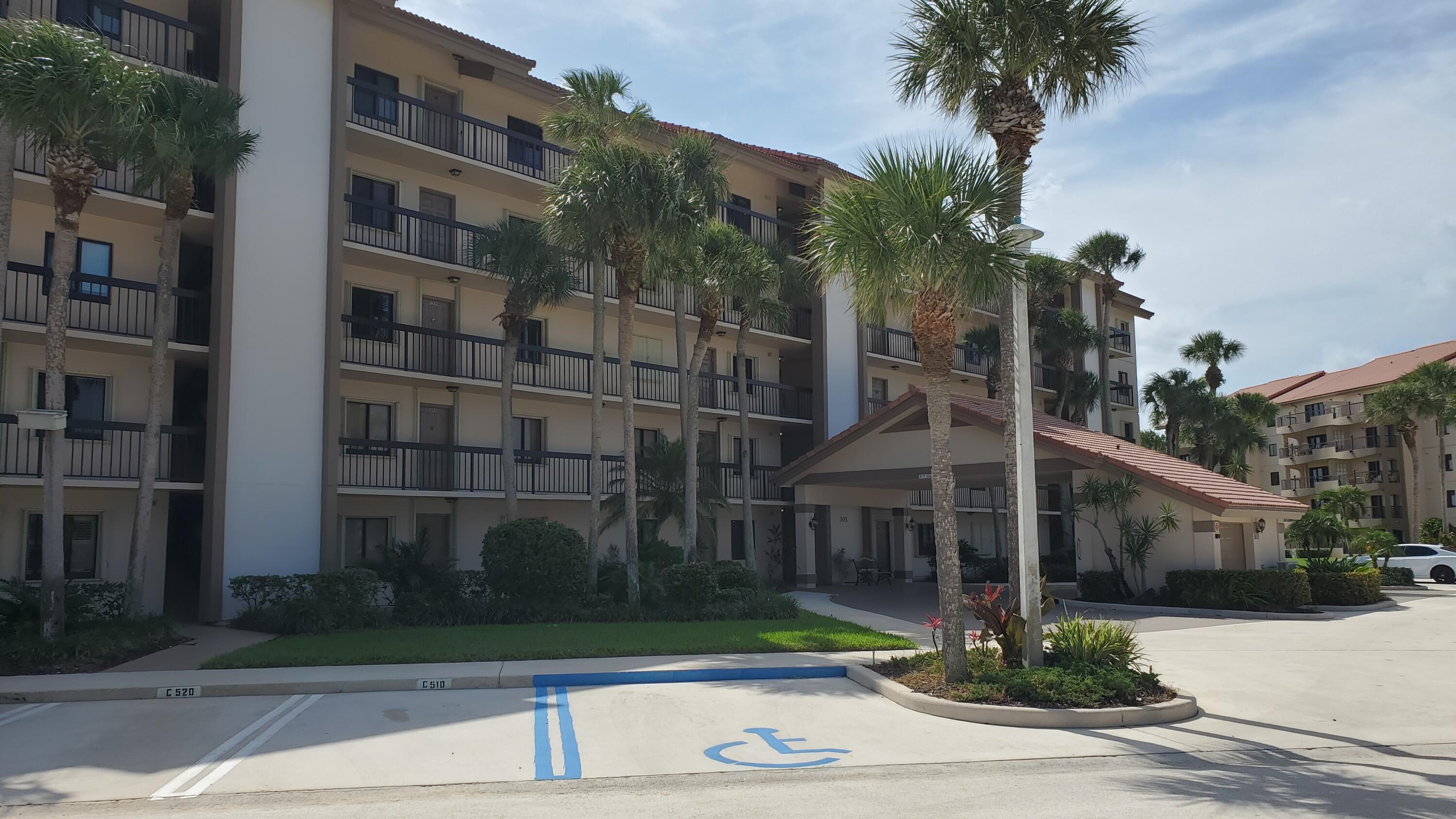 BLUFFS OCEAN NORTH - Residential Lease