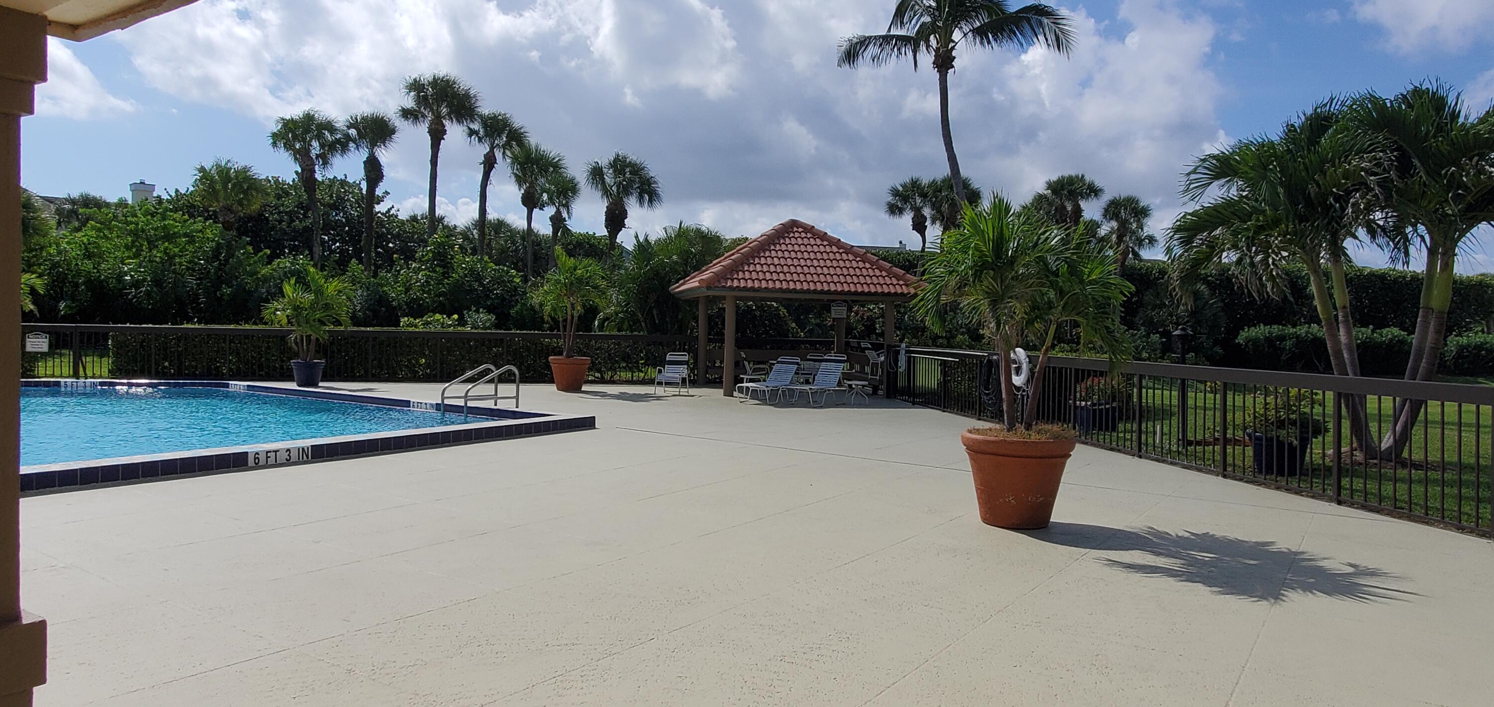 BLUFFS OCEAN NORTH - Residential Lease