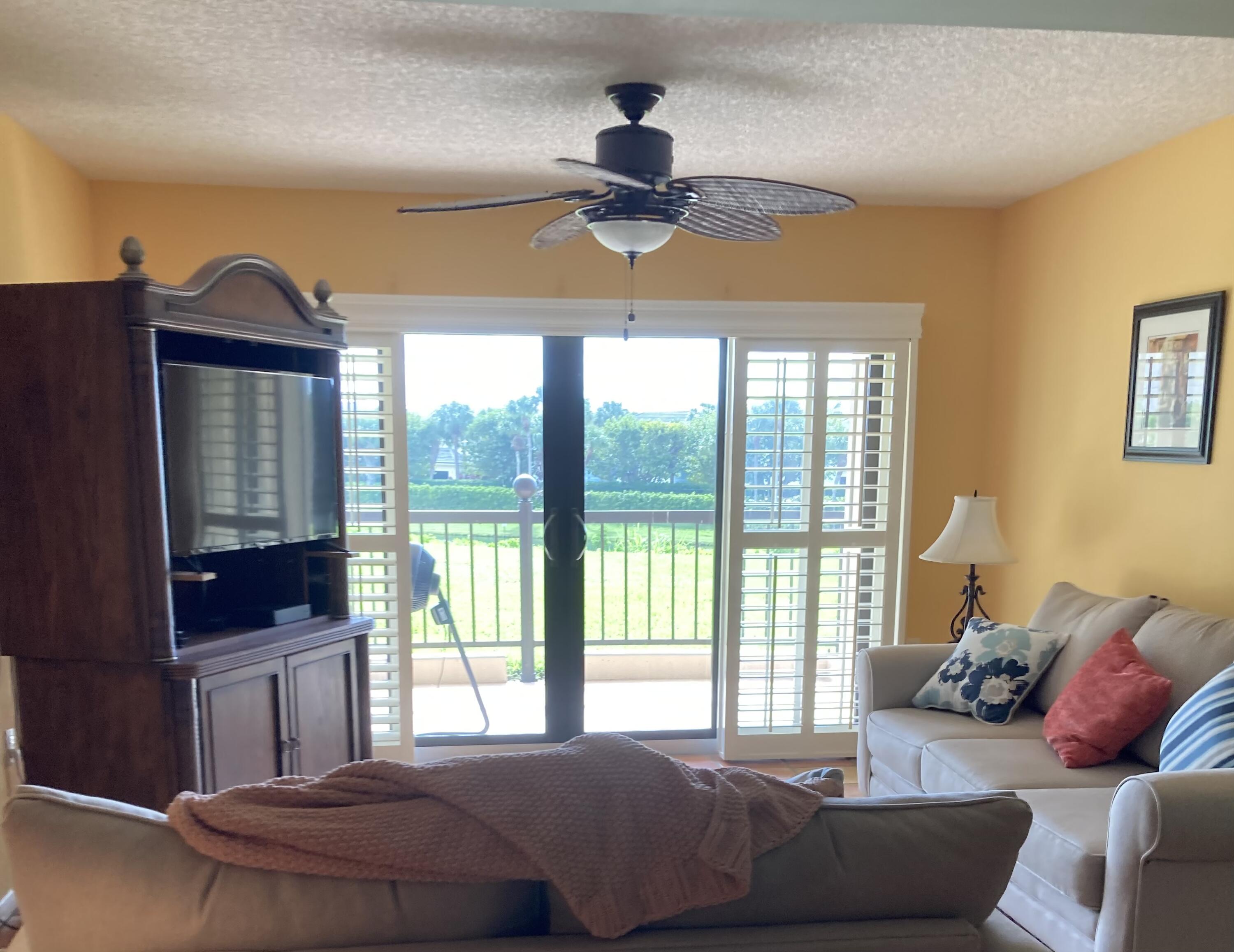 BLUFFS OCEAN NORTH - Residential Lease
