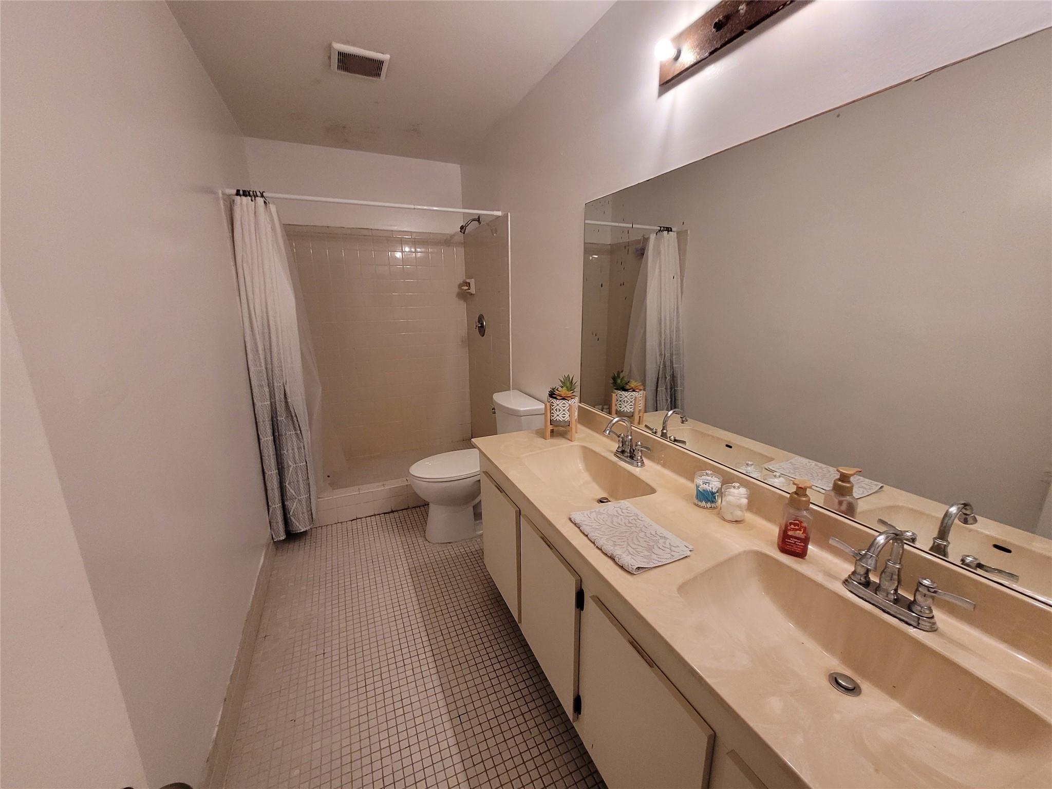 Villas of Plantation - Residential