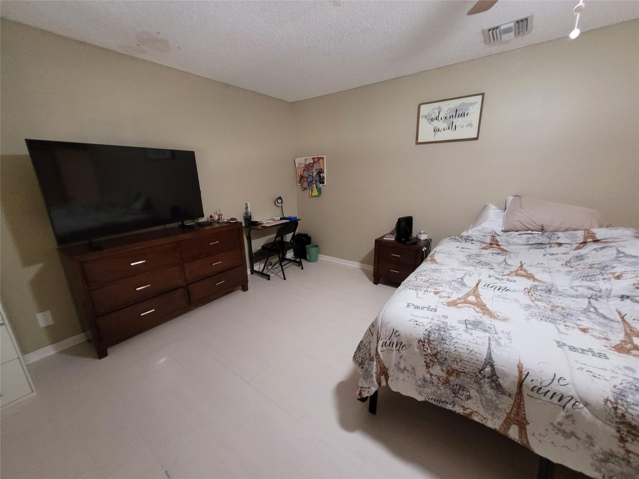 Villas of Plantation - Residential