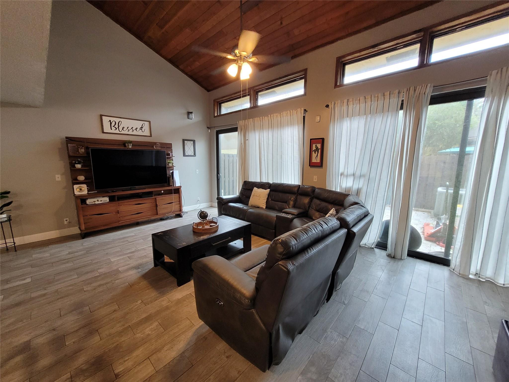 Villas of Plantation - Residential