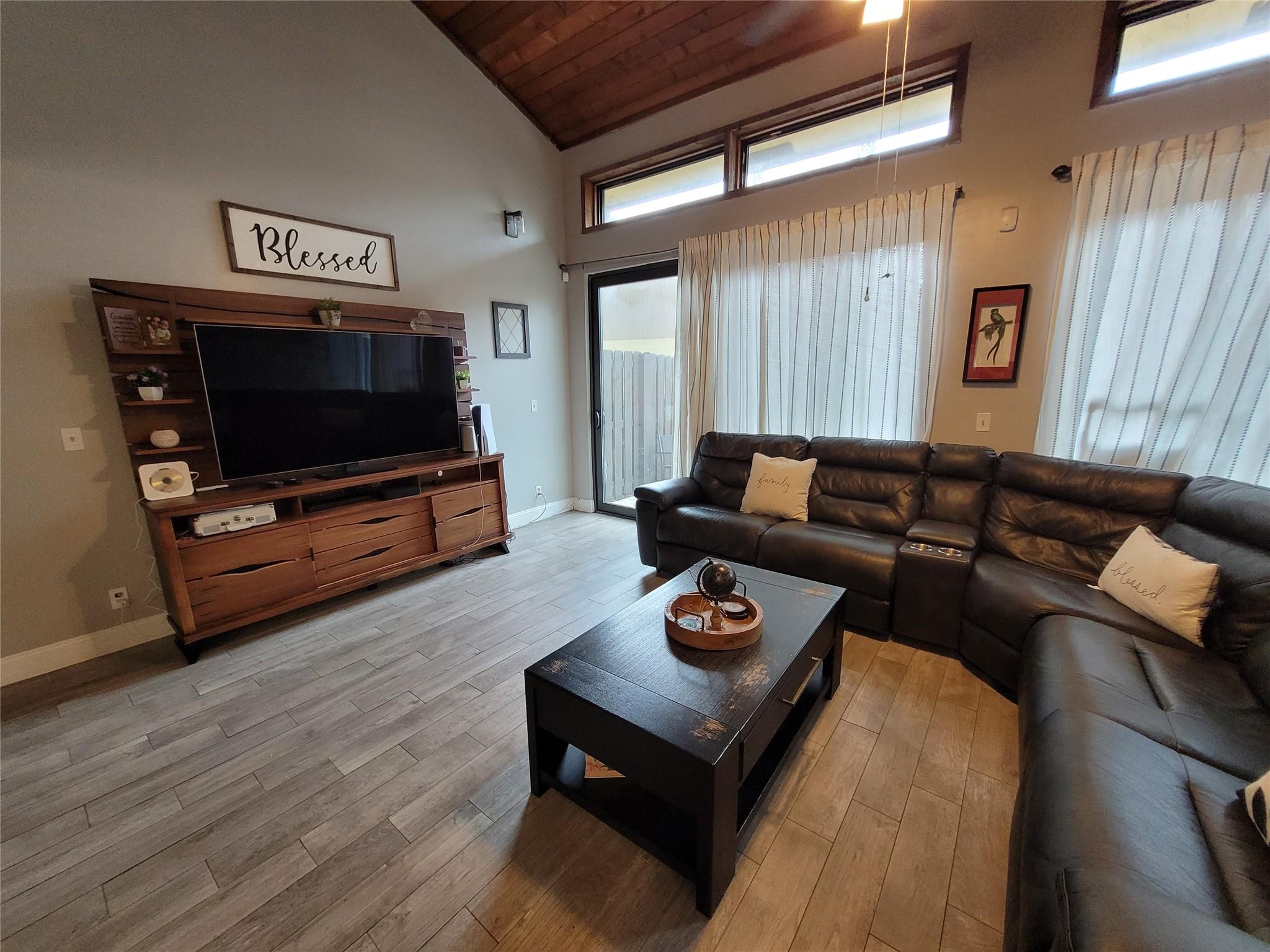 Villas of Plantation - Residential