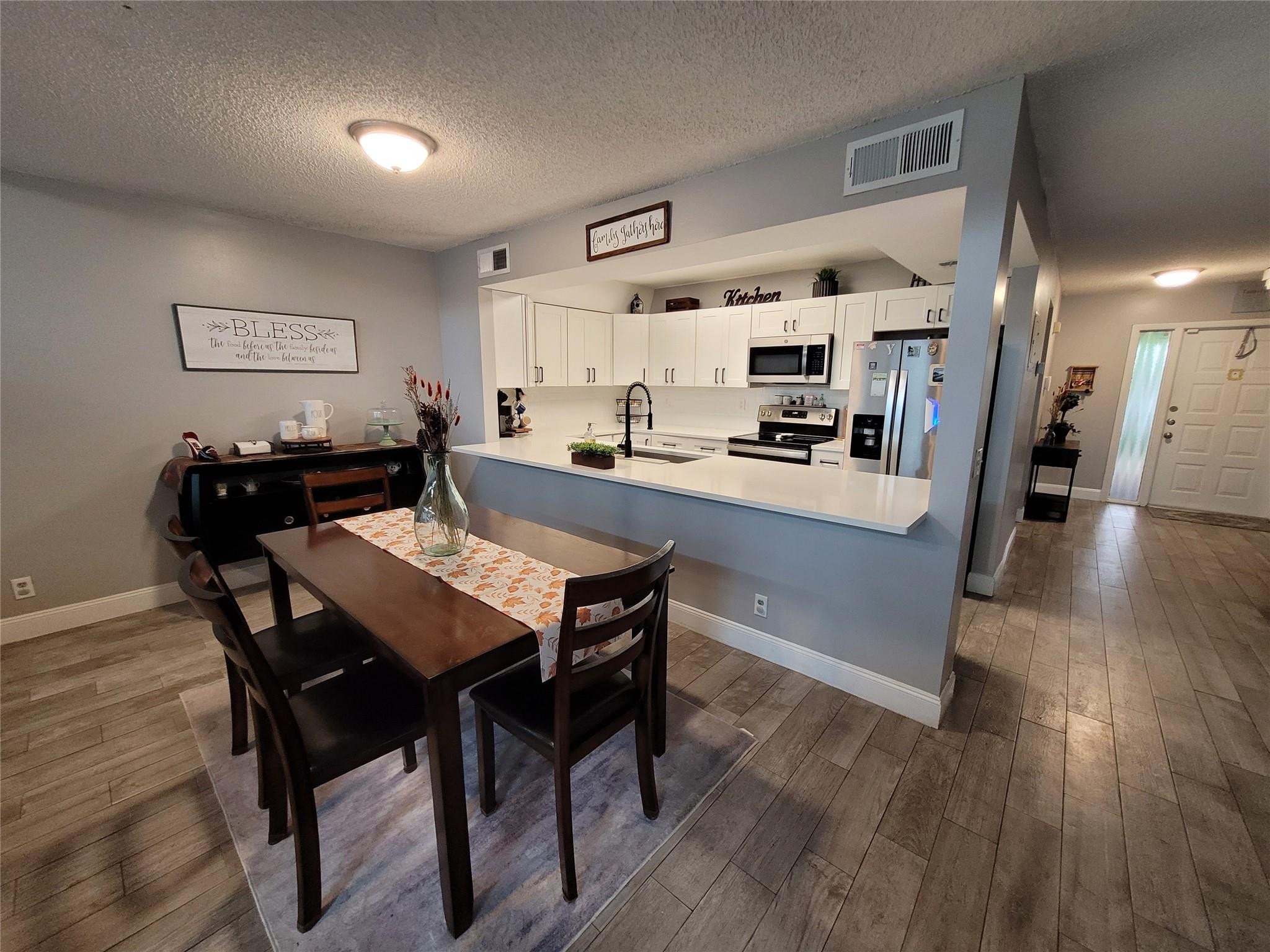 Villas of Plantation - Residential