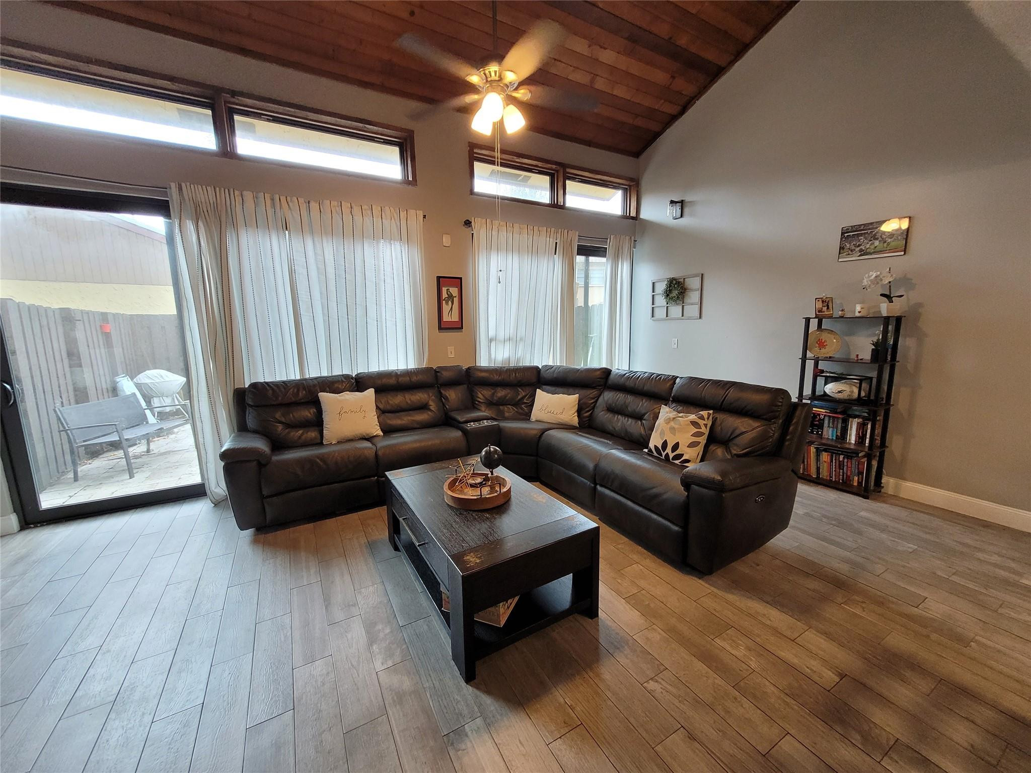 Villas of Plantation - Residential