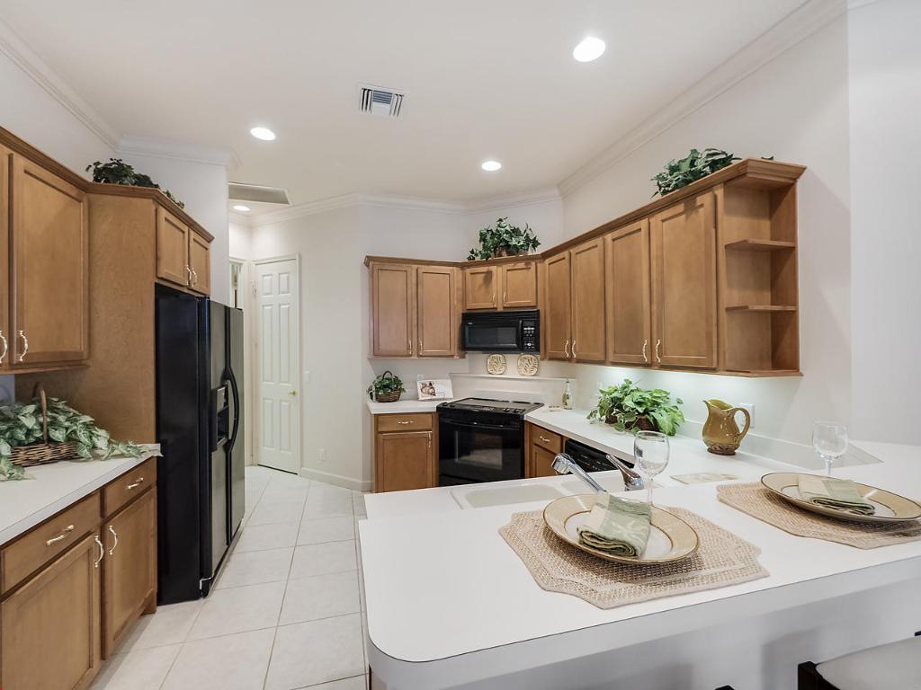 POD 7B AT THE RESERVE, PUD I - TORREY PINES - Residential Lease