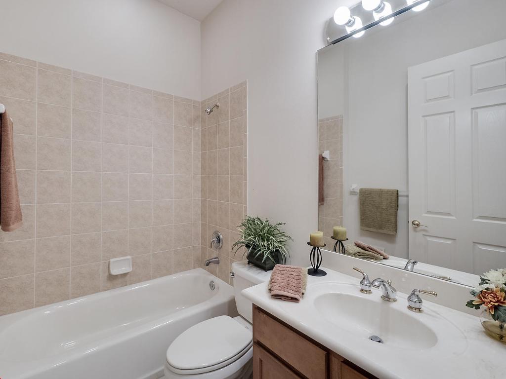 POD 7B AT THE RESERVE, PUD I - TORREY PINES - Residential Lease