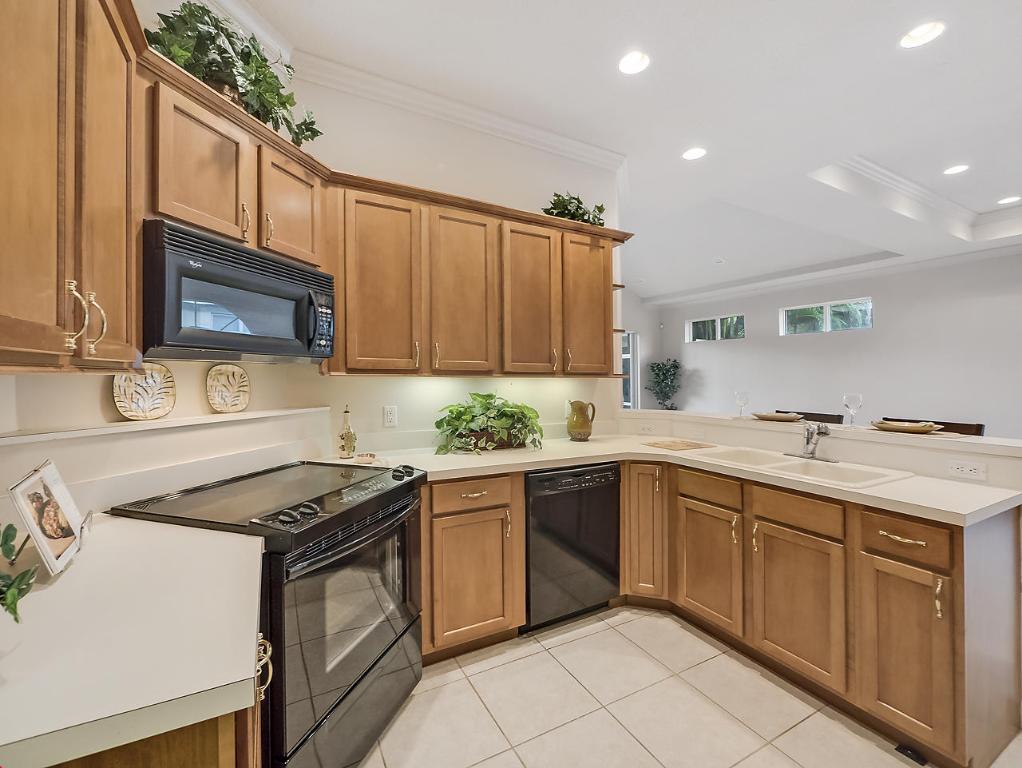 POD 7B AT THE RESERVE, PUD I - TORREY PINES - Residential Lease