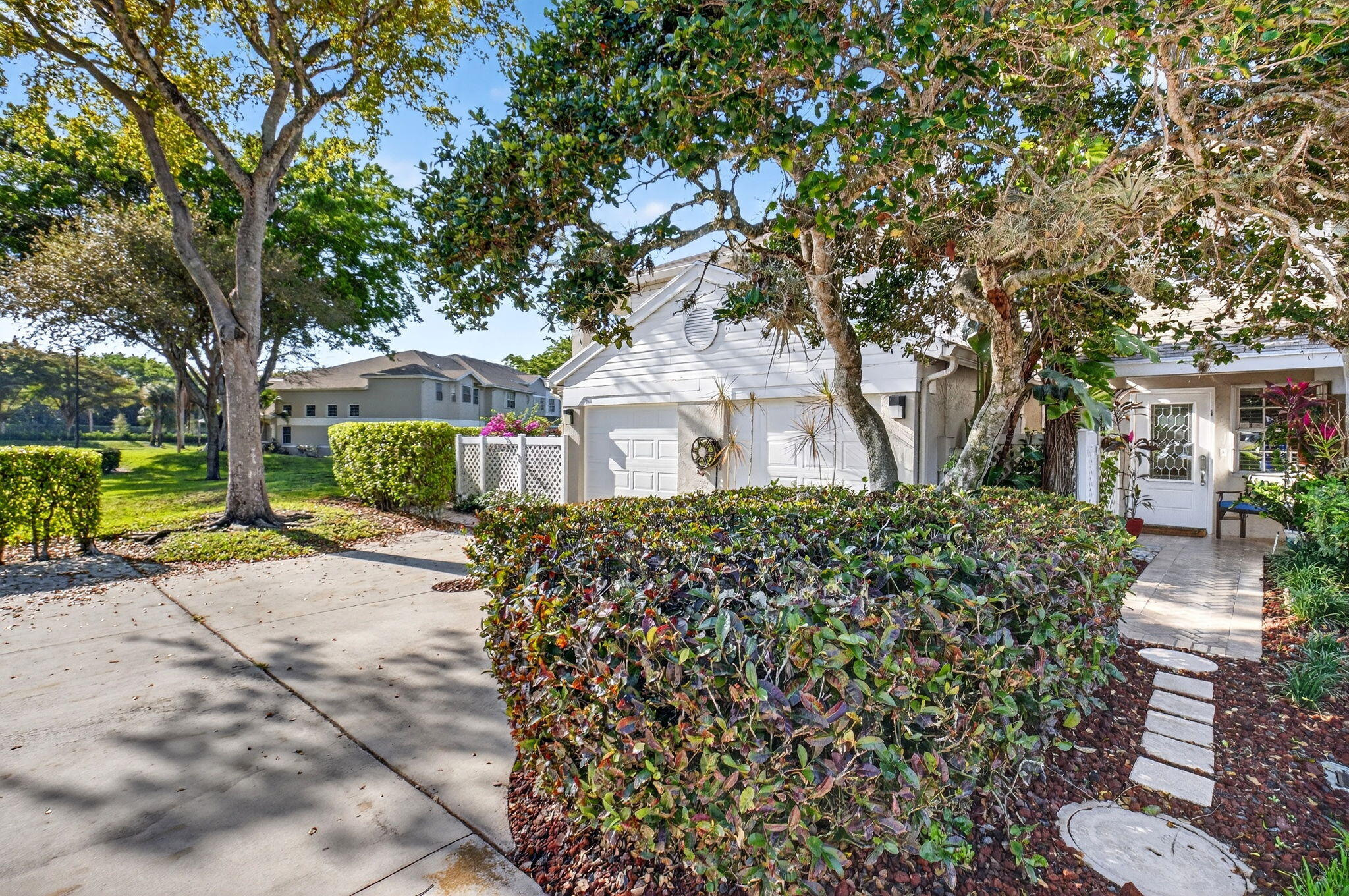 BOCA GARDENS - Residential