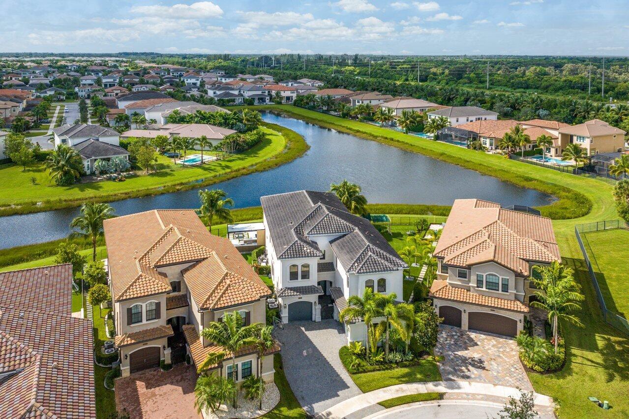 Seven Bridges - Residential