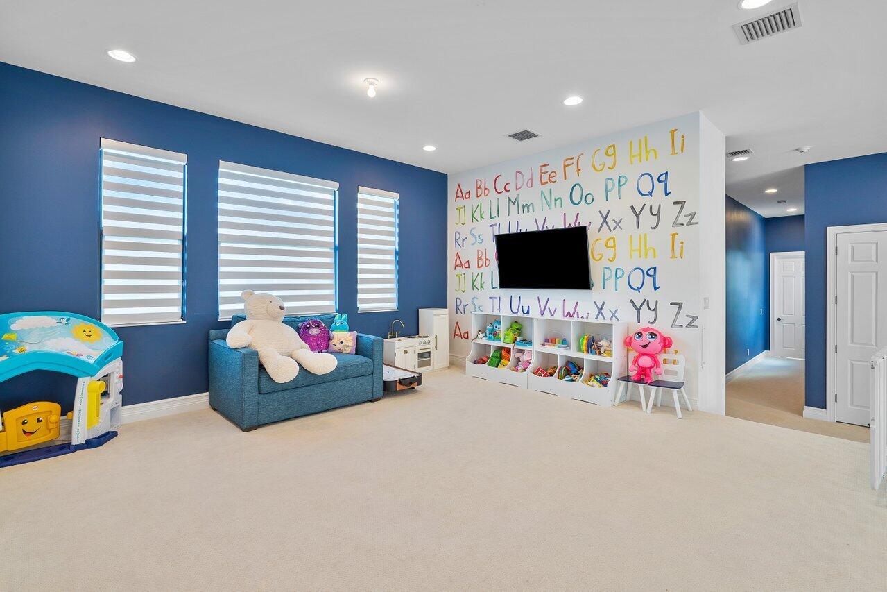 Seven Bridges - Residential