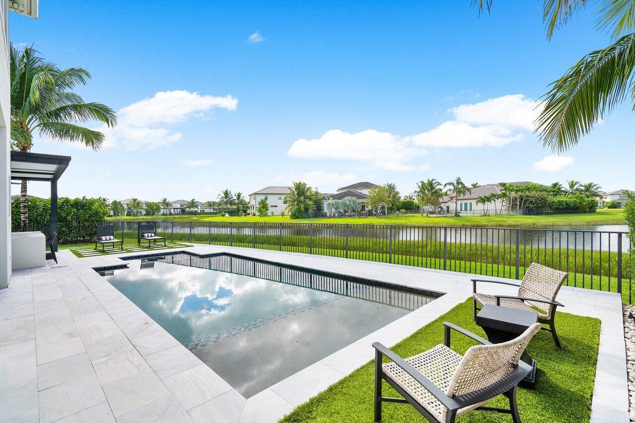 Seven Bridges - Residential