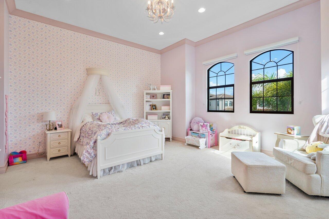 Seven Bridges - Residential