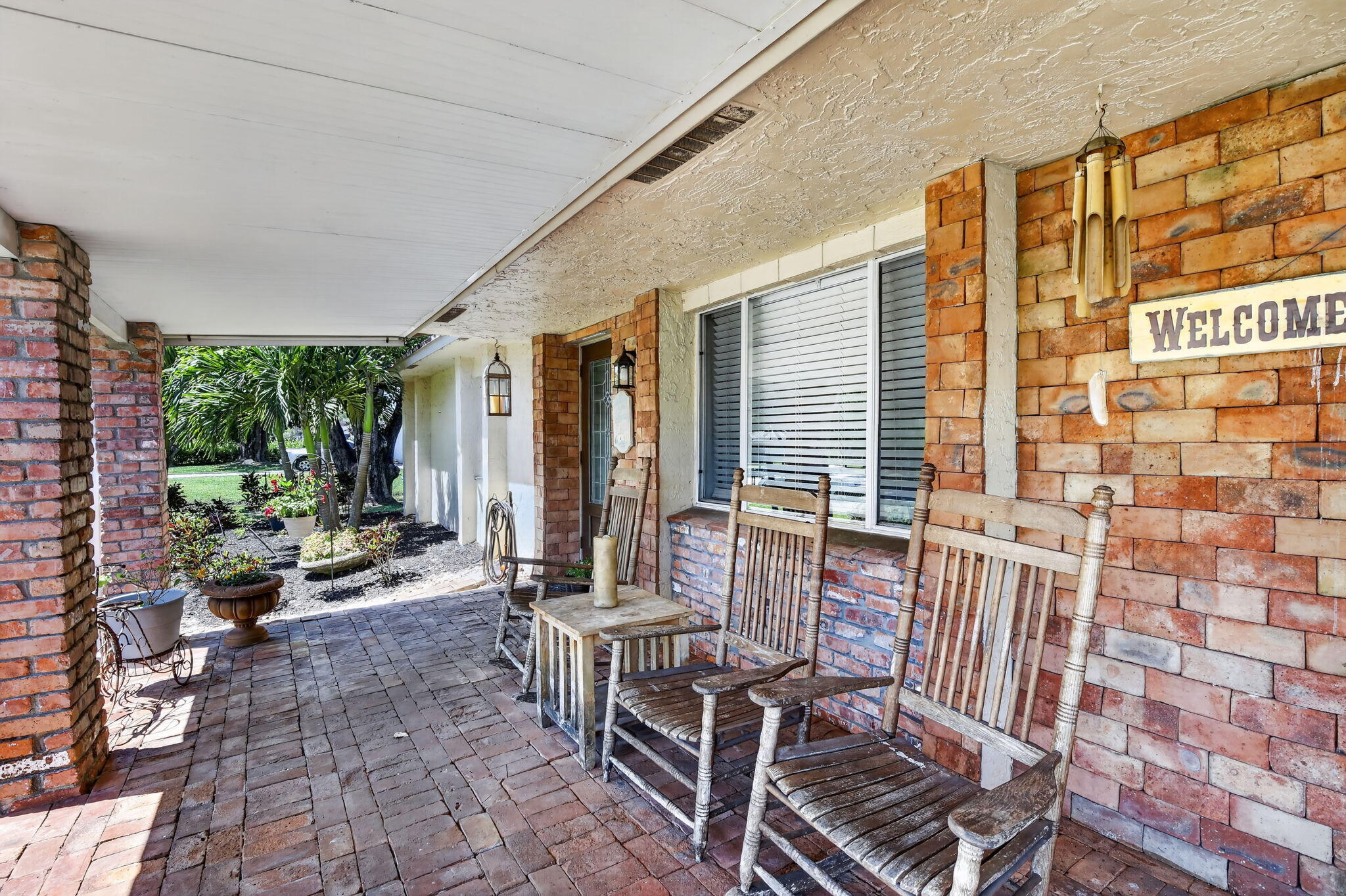 COUNTRY ACRES - Residential