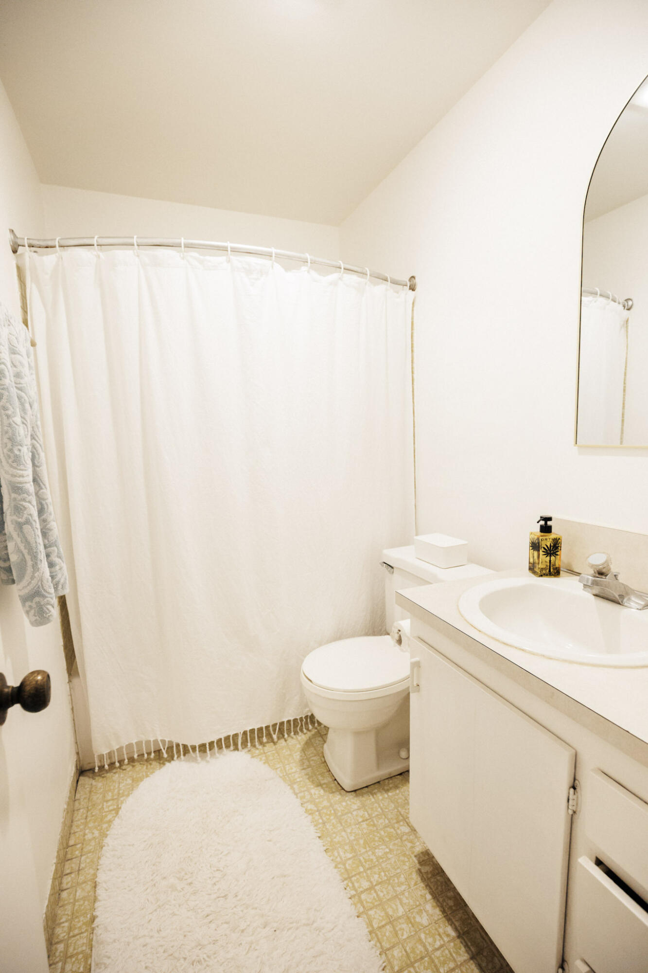 FAIRWAY CONDO - Residential Lease