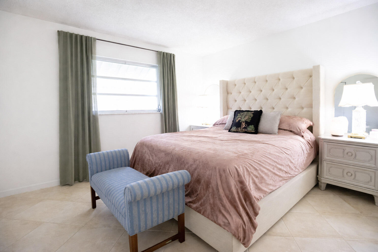 FAIRWAY CONDO - Residential Lease