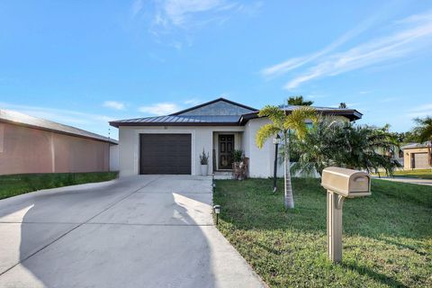 A home in Port St Lucie