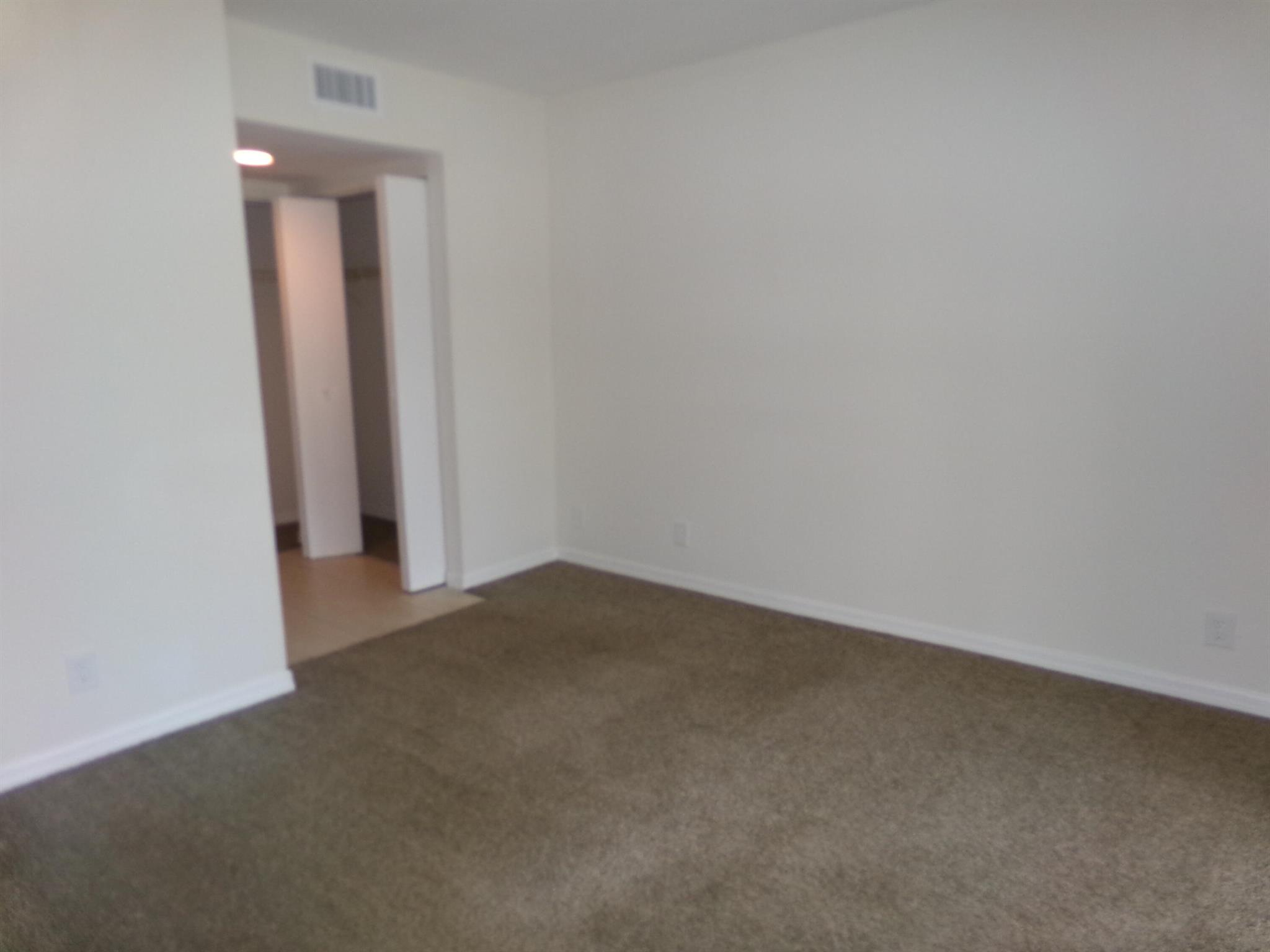 MIDPORT PLACE II, A CONDO - Residential Lease