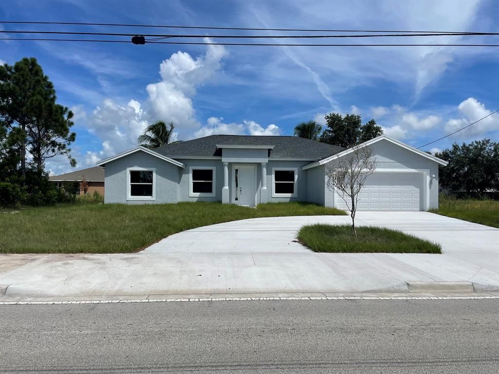 Photo of 151 SW Becker Road, Port St Lucie, FL 34953 (MLS # R10884044)
