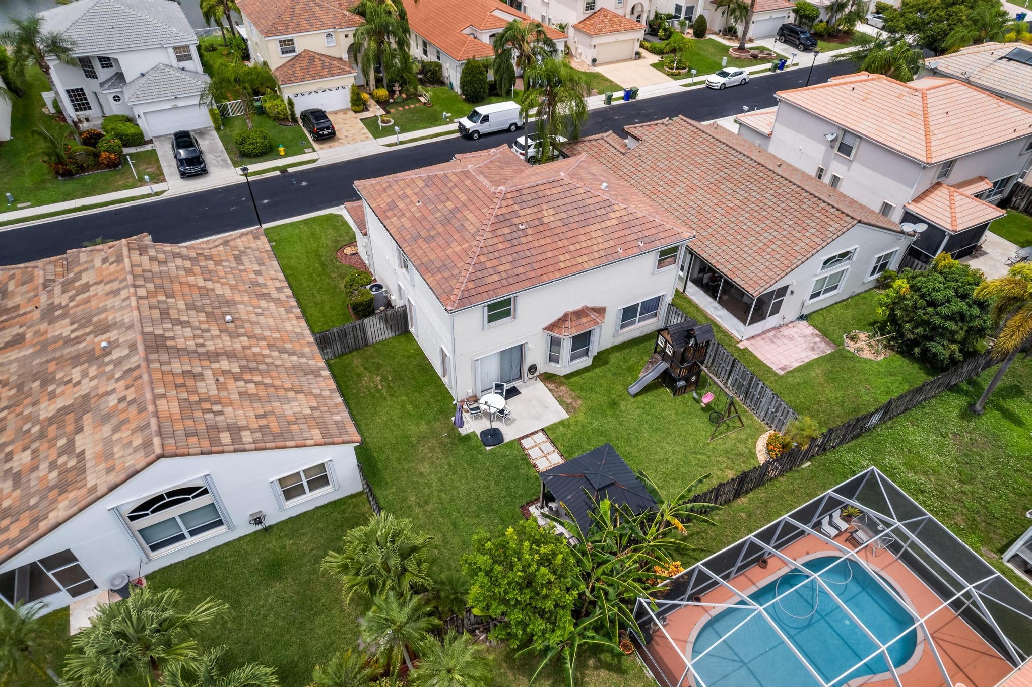 3090 BAYBERRY Way