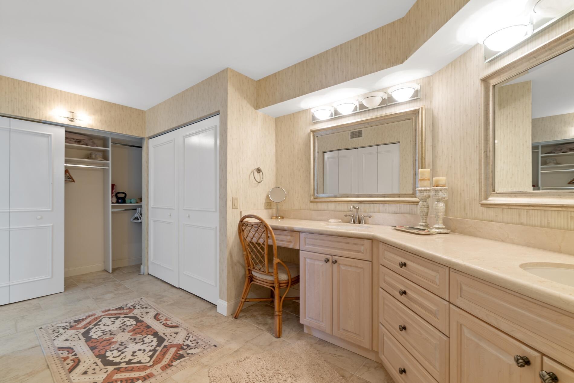 TOWNHOUSES OF HIGHLAND BE - Residential Lease