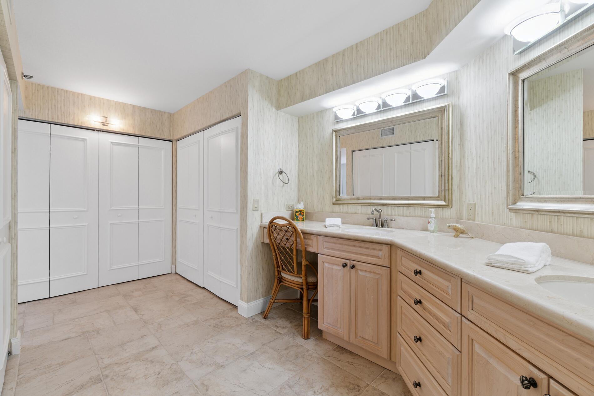 TOWNHOUSES OF HIGHLAND BE - Residential Lease