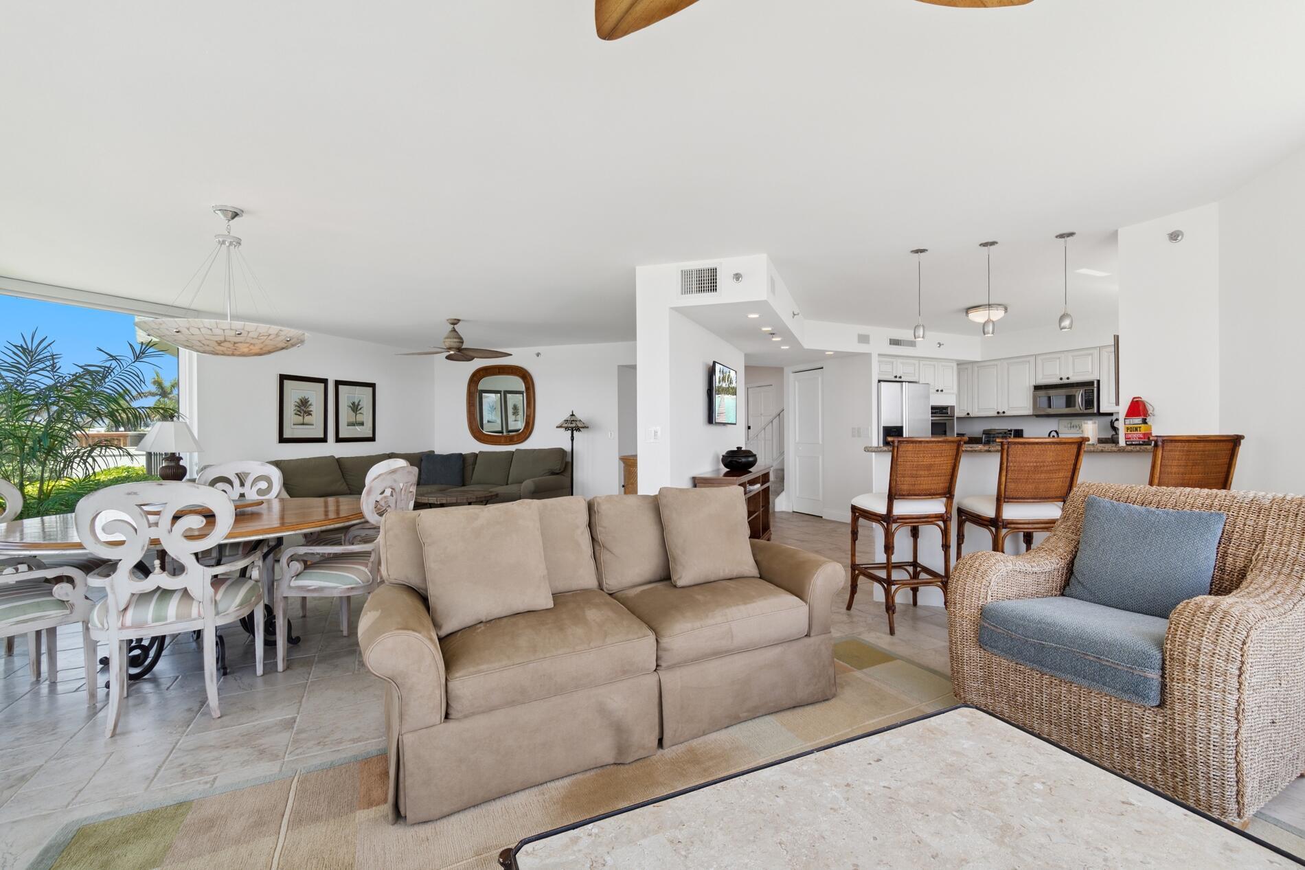 TOWNHOUSES OF HIGHLAND BE - Residential Lease