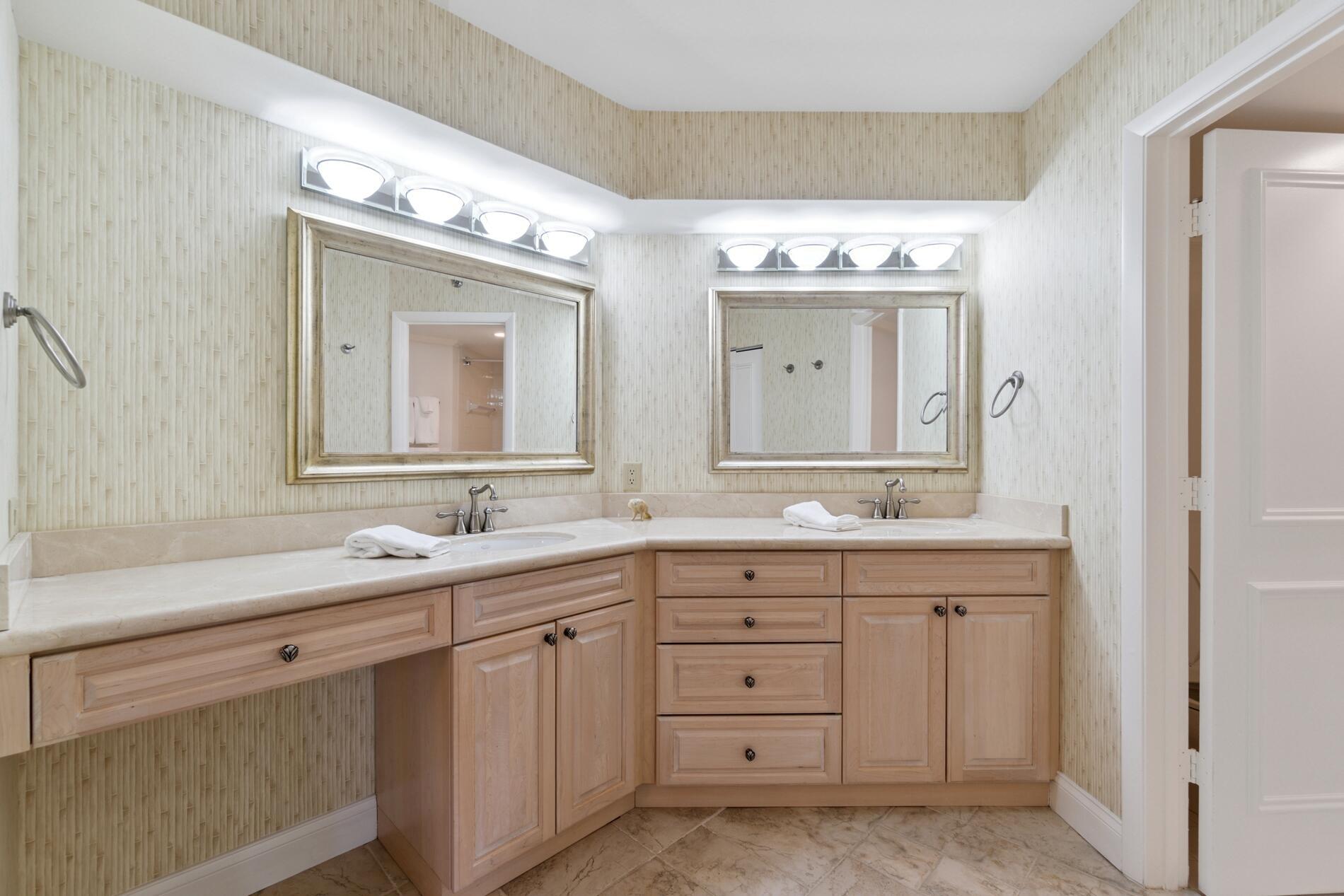 TOWNHOUSES OF HIGHLAND BE - Residential Lease