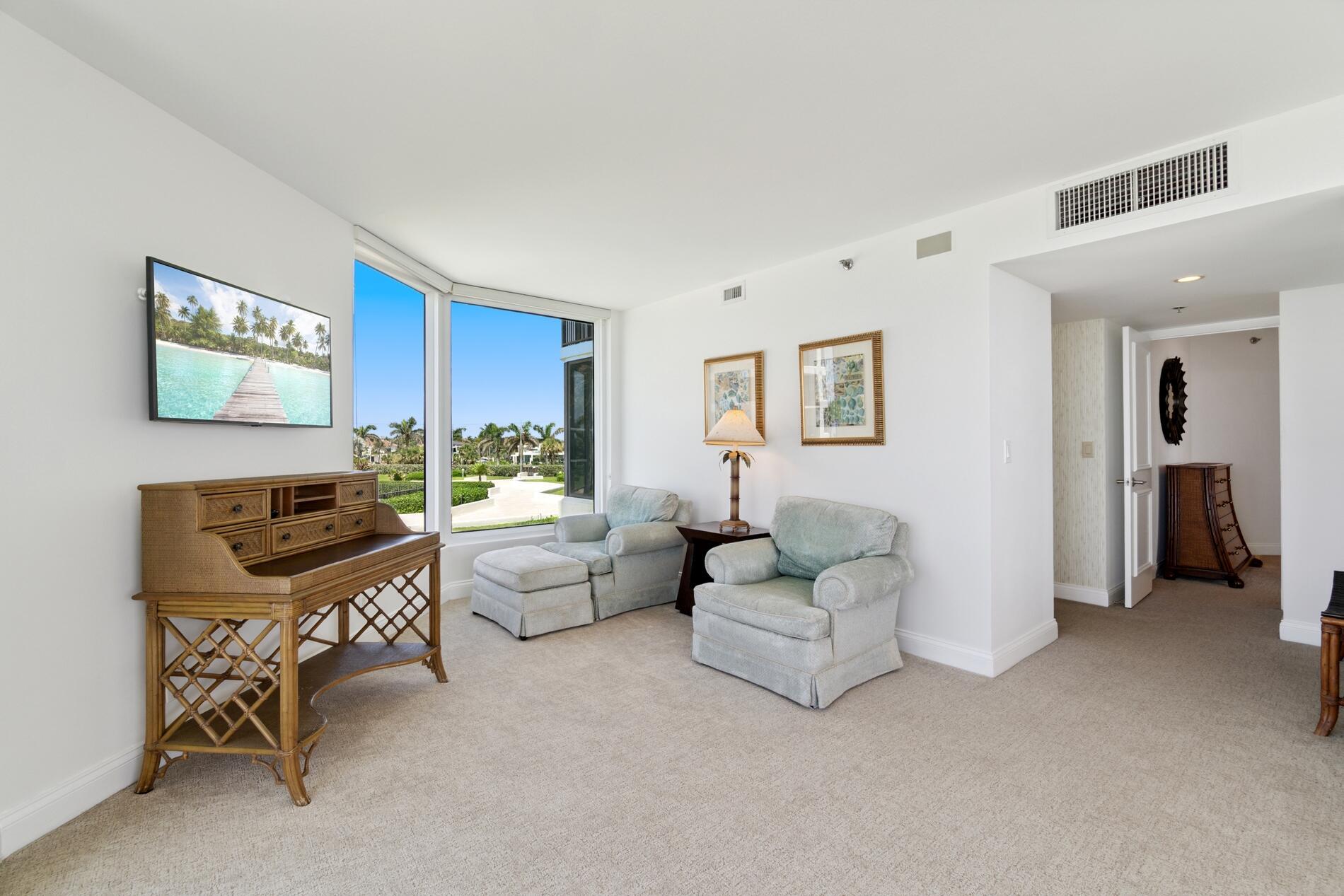 TOWNHOUSES OF HIGHLAND BE - Residential Lease