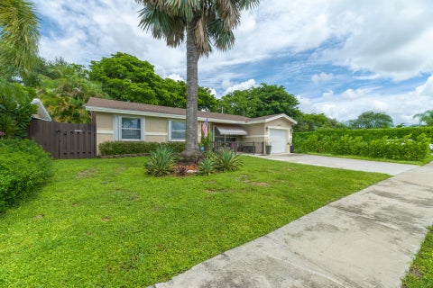 Tiny photo for 11841 NW 33RD Street, Sunrise, FL 33323 (MLS # B26082447)