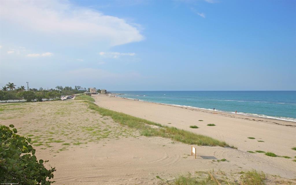 SAILFISH POINT PLAT 13 - Residential