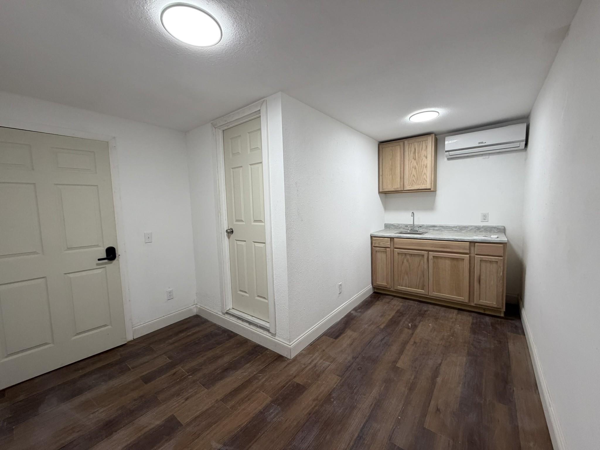 Biscayne Gardens Sec G - Residential Lease