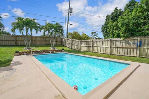 A home in Lake Worth