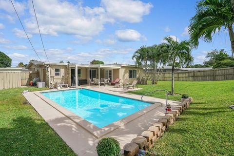 A home in Lake Worth