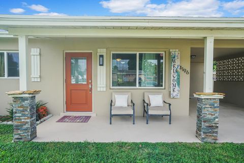 A home in Lake Worth